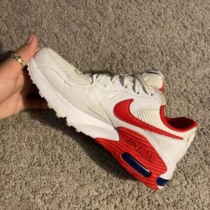 Red white and blue, Nike, size 6 in women